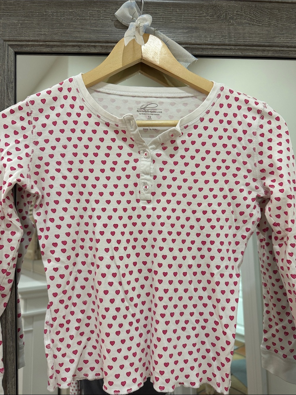 Roller Rabbit Kids Long Sleeve White Pajama set with Pink Hearts. Runs small.